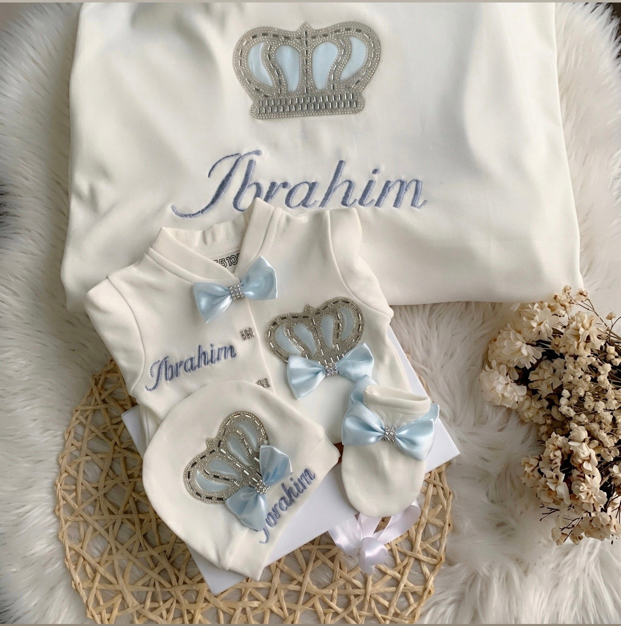 Sky blue Crown Set (4 Pieces)