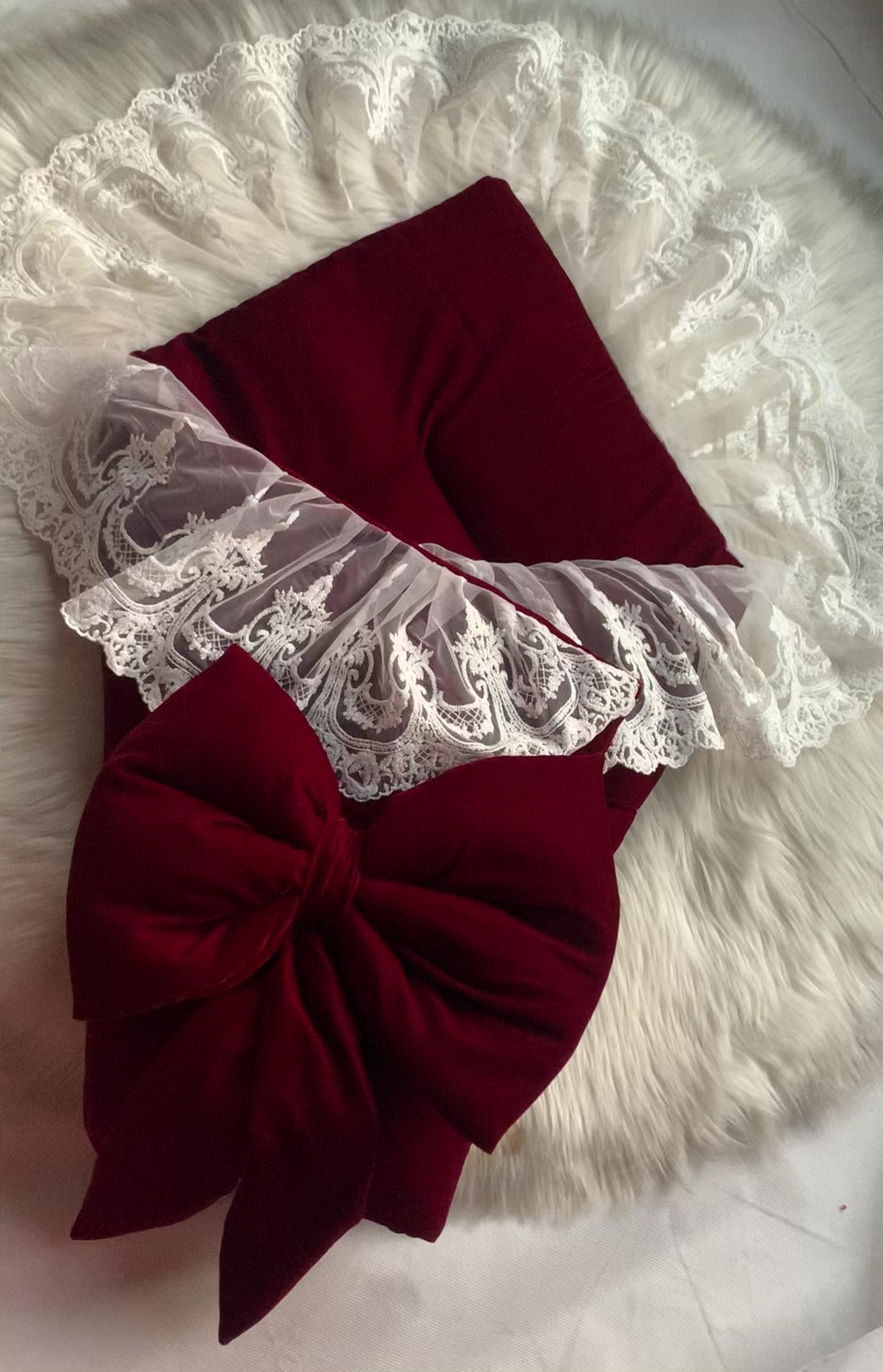 Velvet Ruffle Nest